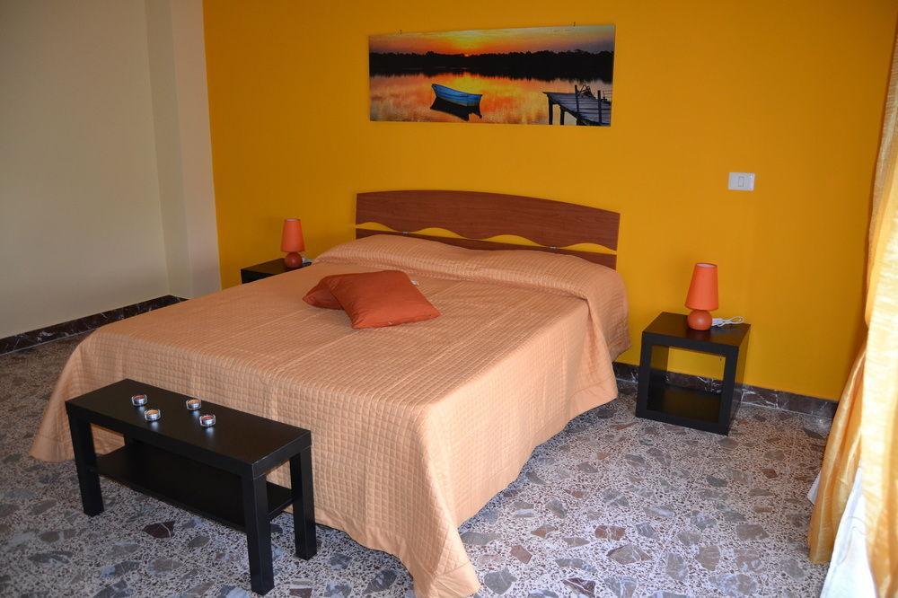 B&B Civico 115 Gaggi Exterior photo